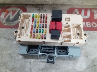 PANOU (TABLOU) SIGURANTE ALFA ROMEO 147 OEM: 60698109.