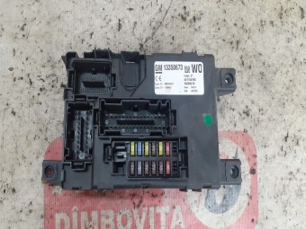 PANOU (TABLOU) SIGURANTE OPEL CORSA D OEM: 13350673.