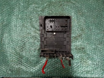 PANOU (TABLOU) SIGURANTE SKODA OCTAVIA II OEM: 1K0937125.