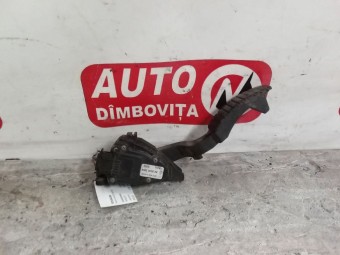 PEDALA ACCELERATIE RENAULT LAGUNA II OEM: 8200002904.