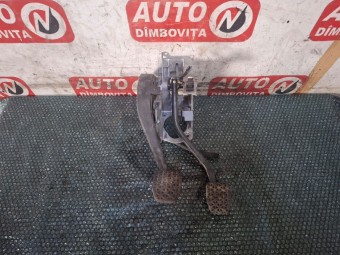 PEDALA AMBREIAJ BMW E90 OEM: 42322403.