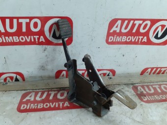 PEDALA AMBREIAJ DACIA DOKKER VAN OEM: 465031703R.