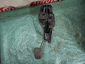 PEDALA FRANA DACIA DUSTER II OEM: 8201606986.