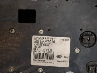PLAFONIERA VOLKSWAGEN CRAFTER OEM: 9068202401.