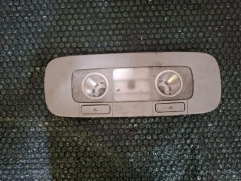 PLAFONIERA VOLKSWAGEN GOLF V OEM: 3C0947291C.