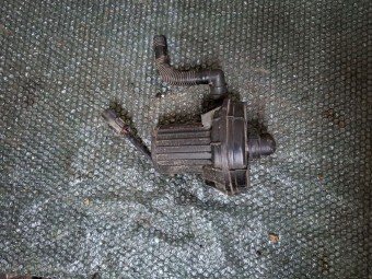 POMPA AER SECUNDARA BMW E46 OEM: 72812900.