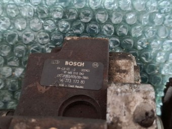 POMPA INALTA PRESIUNE PEUGEOT 206 OEM: 0445010042/9637317380.