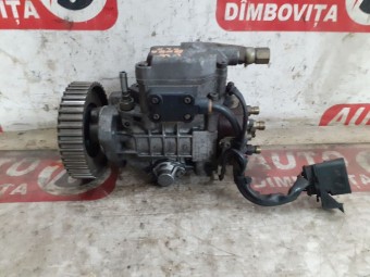 POMPA INJECTIE VOLKSWAGEN BORA OEM: 038130107D.