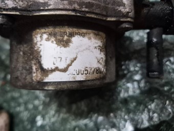 POMPA VACUUM DACIA LOGAN MCV OEM: 3200577807.