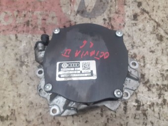 POMPA VACUUM SKODA OCTAVIA II OEM: 03L145100B.