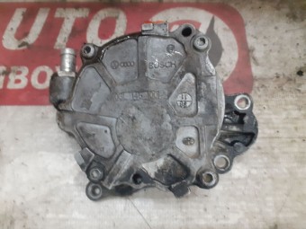 POMPA VACUUM VOLKSWAGEN PASSAT B7 OEM: 03L145100.