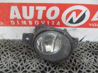 PROIECTOR CEATA DREAPTA RENAULT LAGUNA II OEM: 8200002470.