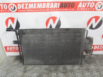 RADIATOR CLIMA/AC VOLKSWAGEN GOLF IV OEM: 1J0820411Q.