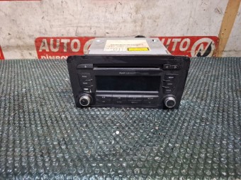 RADIO CD AUDI A3 8P OEM: 8P0035186P.