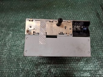 RADIO CD OPEL ASTRA H OEM: 13190856.