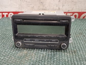 RADIO CD VOLKSWAGEN JETTA IV OEM: 1K0035186AA.