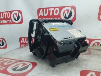 RADIO CD VOLKSWAGEN PASSAT B5.5 OEM: 7612001506.