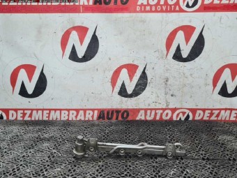 RAMPA INJECTOARE AUDI A4 B5 OEM: 050133681A.