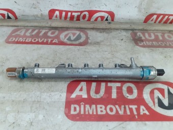 RAMPA INJECTOARE AUDI A4 B8 OEM: 03L130089AA.