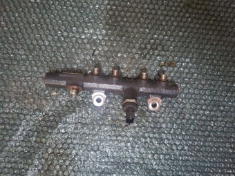 RAMPA INJECTOARE DACIA LOGAN II OEM: 175215346R.