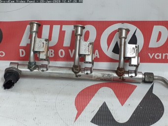 RAMPA INJECTOARE FORD C-MAX II OEM: CM5G9H487HB.