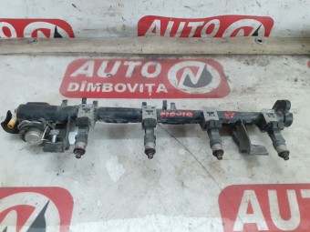 RAMPA INJECTOARE FORD FIESTA VI OEM: 8A6G-9H487-AB.