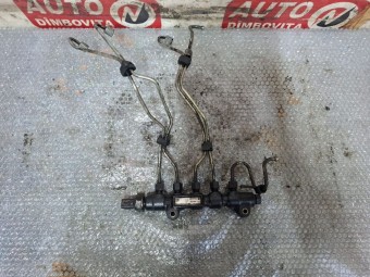 RAMPA INJECTOARE FORD FOCUS II OEM: 9654592680.