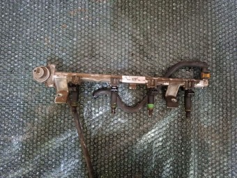 RAMPA INJECTOARE FORD FOCUS OEM: 2N1U-9H487-BB.
