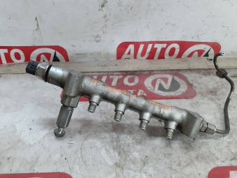 RAMPA INJECTOARE OPEL ASTRA H OEM: 0900 10N 0627.