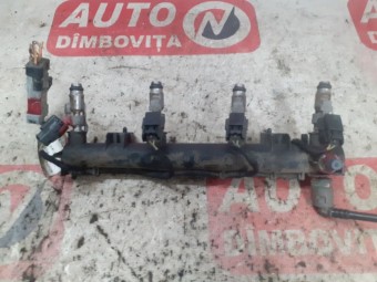 RAMPA INJECTOARE PEUGEOT 206 OEM: 9652451580.