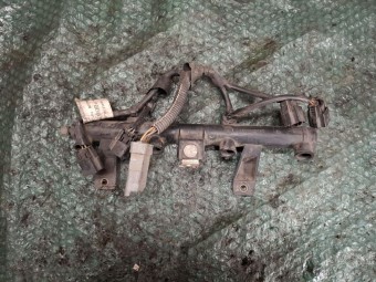 RAMPA INJECTOARE PEUGEOT 207 OEM: 9655833580.