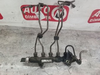 RAMPA INJECTOARE PEUGEOT PARTNER OEM: 9654592680.