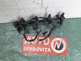 RAMPA INJECTOARE RENAULT LAGUNA II 