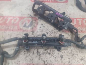 RAMPA INJECTOARE SEAT IBIZA IV OEM: 03E133320A.