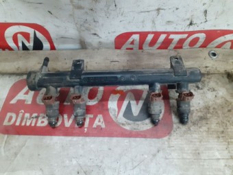 RAMPA INJECTOARE SKODA FABIA OEM: 047133319S.