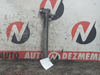 RAMPA INJECTOARE VOLKSWAGEN GOLF IV OEM: 030133319AL.