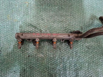 RAMPA INJECTOARE VOLKSWAGEN GOLF IV OEM: 036133319.