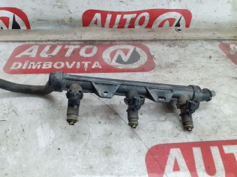 RAMPA INJECTOARE VOLKSWAGEN POLO 6R OEM: 03E133320A.