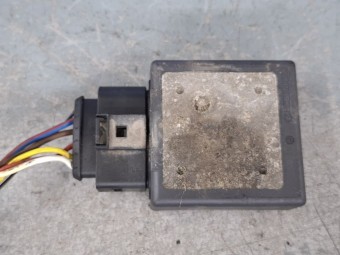 RELEU POMPA COMBUSTIBIL AUDI A3 8V OEM: 5Q0906121F.