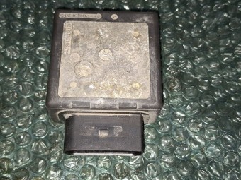 RELEU POMPA COMBUSTIBIL VOLKSWAGEN PASSAT B8 OEM: 5Q0906121F.