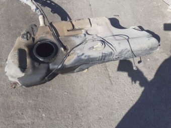REZERVOR COMBUSTIBIL PEUGEOT 3008 OEM: 9672236180.