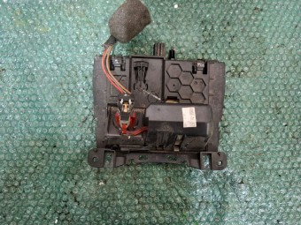 SCRUMIERA AUDI A4 B8 OEM: 8K0857951.