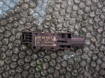 SENZOR IMPACT AUDI A3 8P OEM: 4B0959643D.