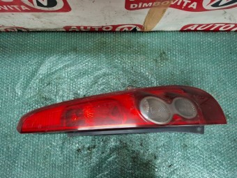 STOP DREAPTA FORD FIESTA V 