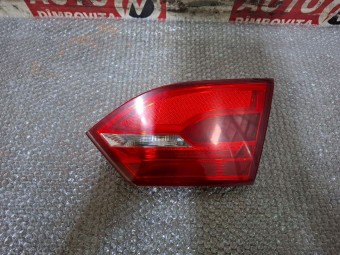 STOP DREAPTA HAION/CAPOTA VOLKSWAGEN JETTA IV OEM: 
5C6945260/FOOHTV4022

5C6945260/FOOHTV4022.