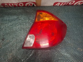STOP DREAPTA HYUNDAI ACCENT II OEM: 92402-257.