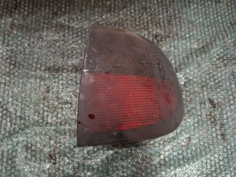STOP DREAPTA RENAULT MEGANE OEM: 7700838531.