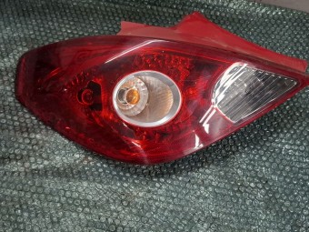 STOP STANGA OPEL CORSA D OEM: 13211840.