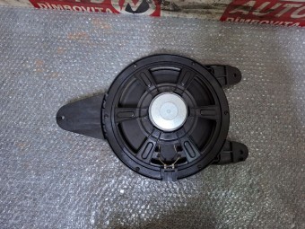 SUBWOOFER AUDI A4 B9 OEM: 8W5035412.