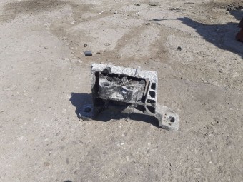 SUPORT / TAMPON MOTOR FORD FOCUS II OEM: 3M51-6F012-B.
